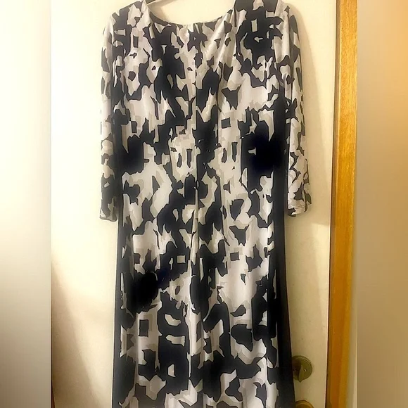 Ralph Lauren Navy & Cream (Size 16) Bateau Sheath Patterned Ruched Office Dress - Picture 12 of 16